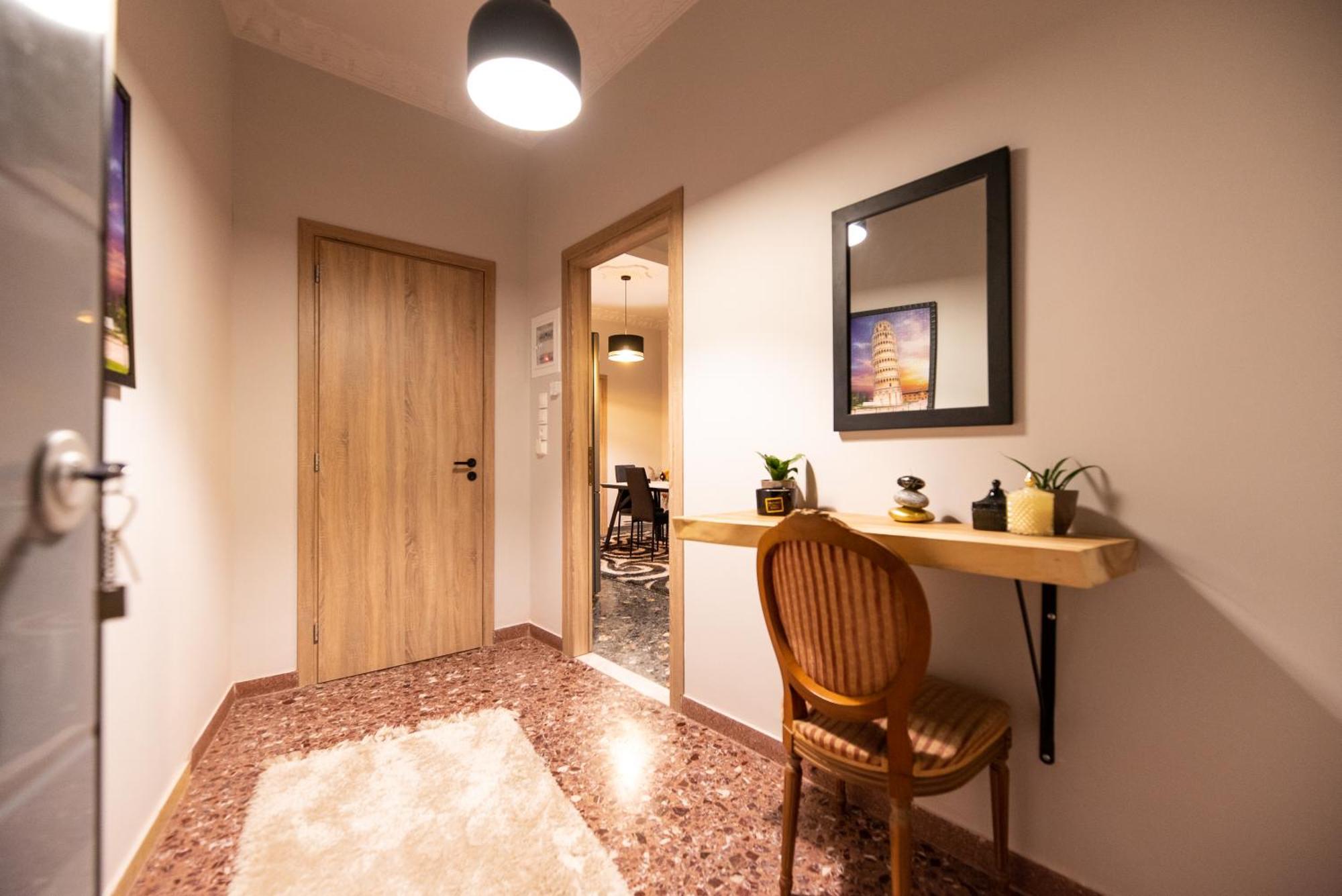 Stamos Apartment Airport Spáta Eksteriør bilde