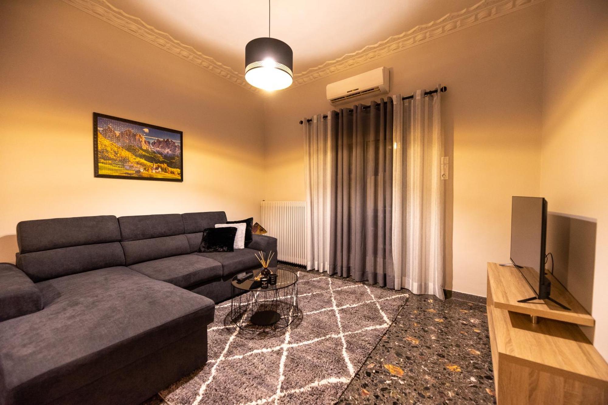 Stamos Apartment Airport Spáta Eksteriør bilde