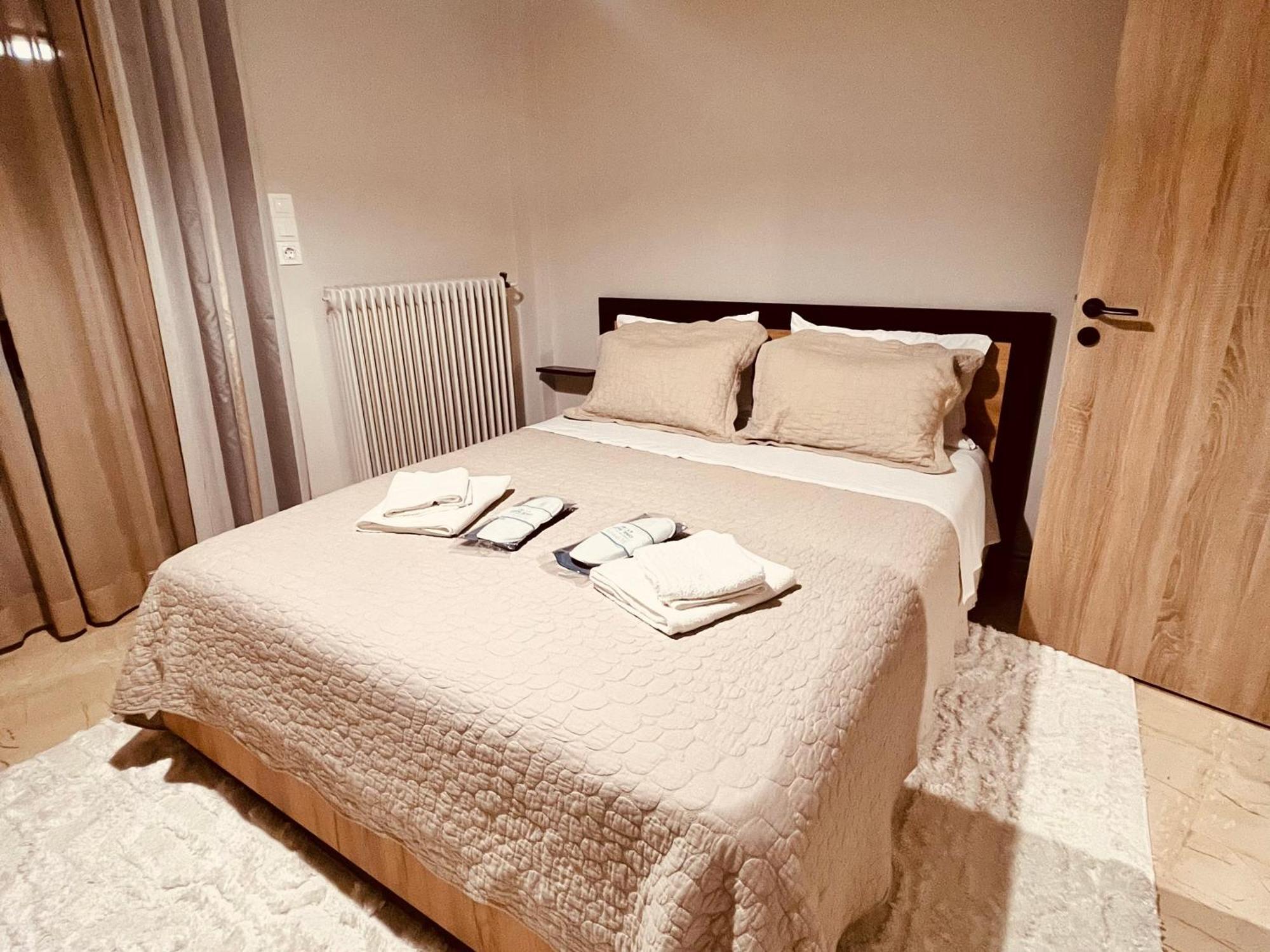 Stamos Apartment Airport Spáta Eksteriør bilde